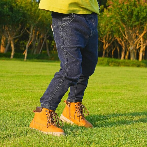 Kids Zipper Brown Ankle Boots Kids Sneaker with Boot-Like High Top Design - Picture 3 of 6